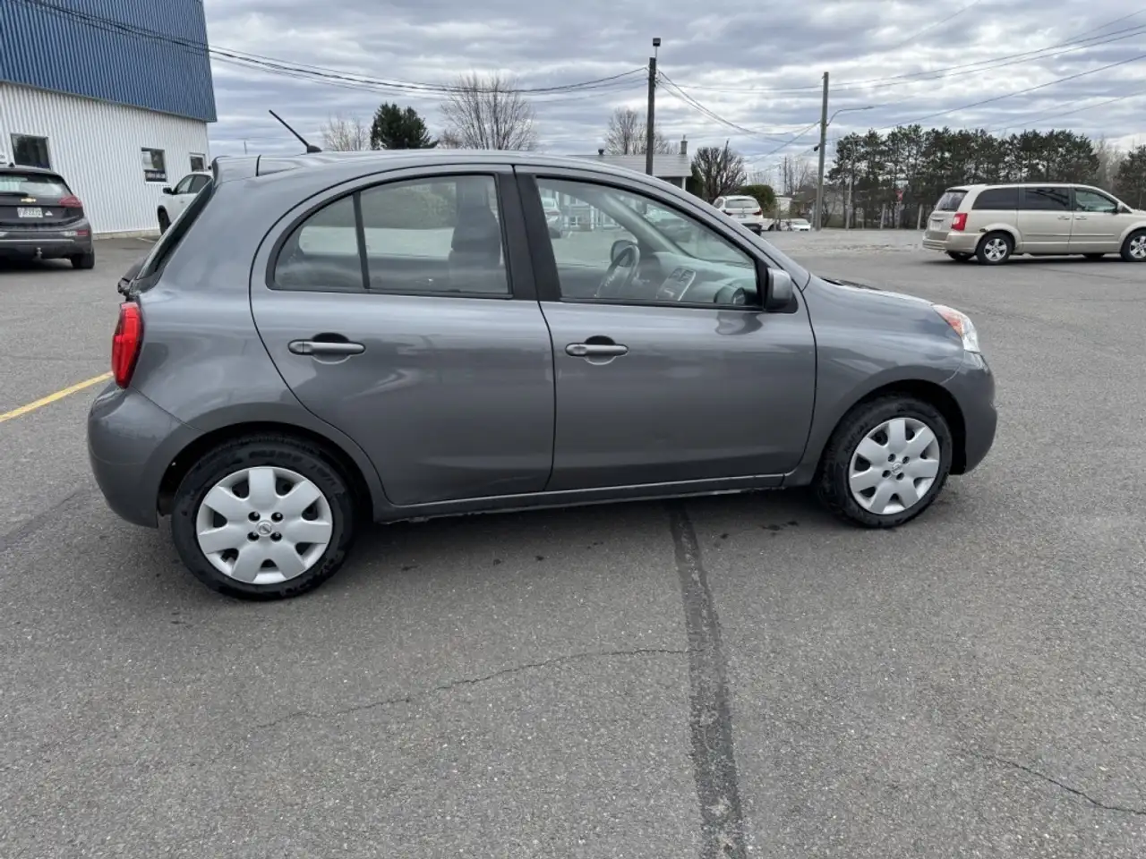 Nissan Micra снимка Nissan Micra