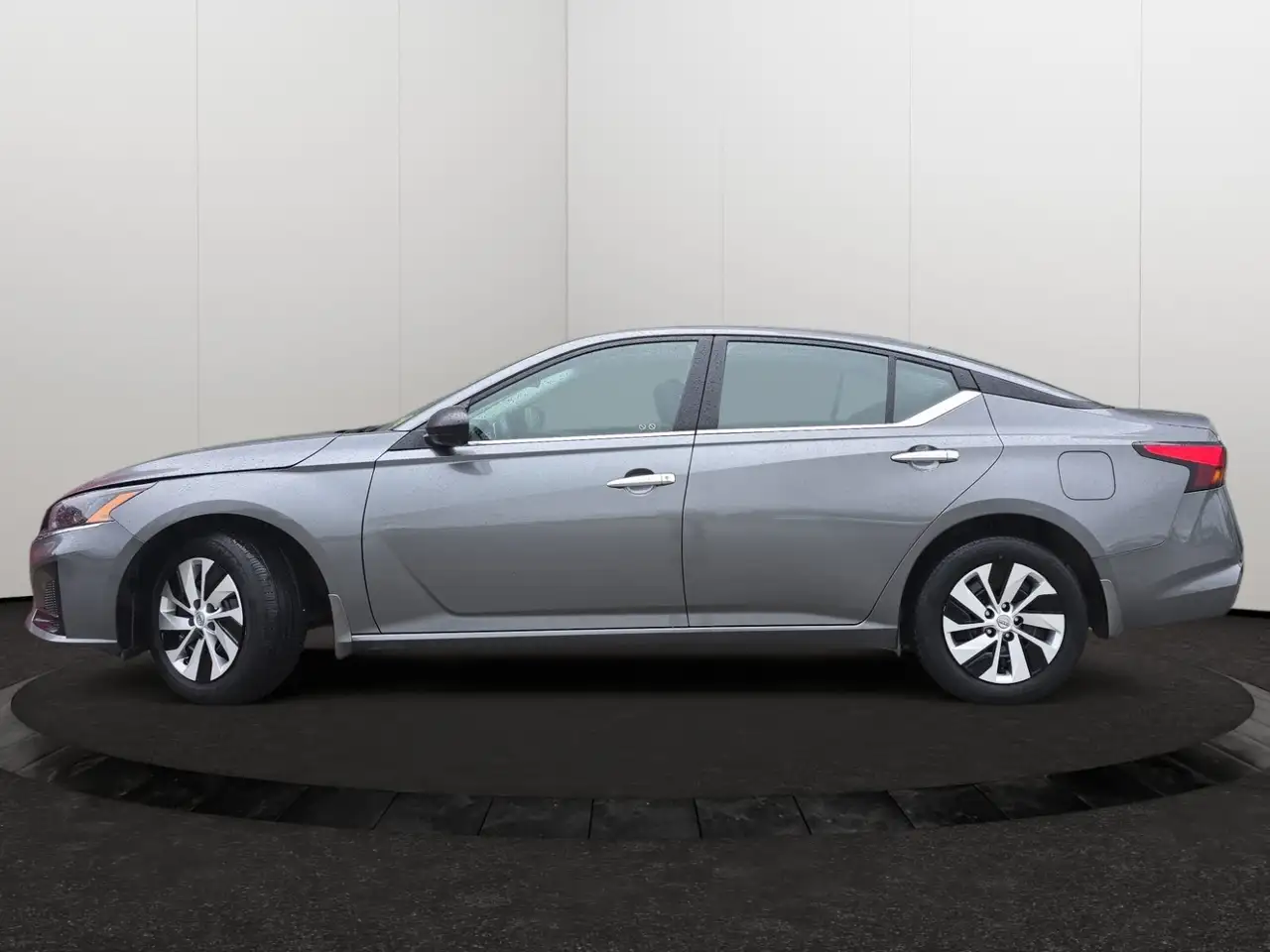 Nissan Altima photo Nissan Altima