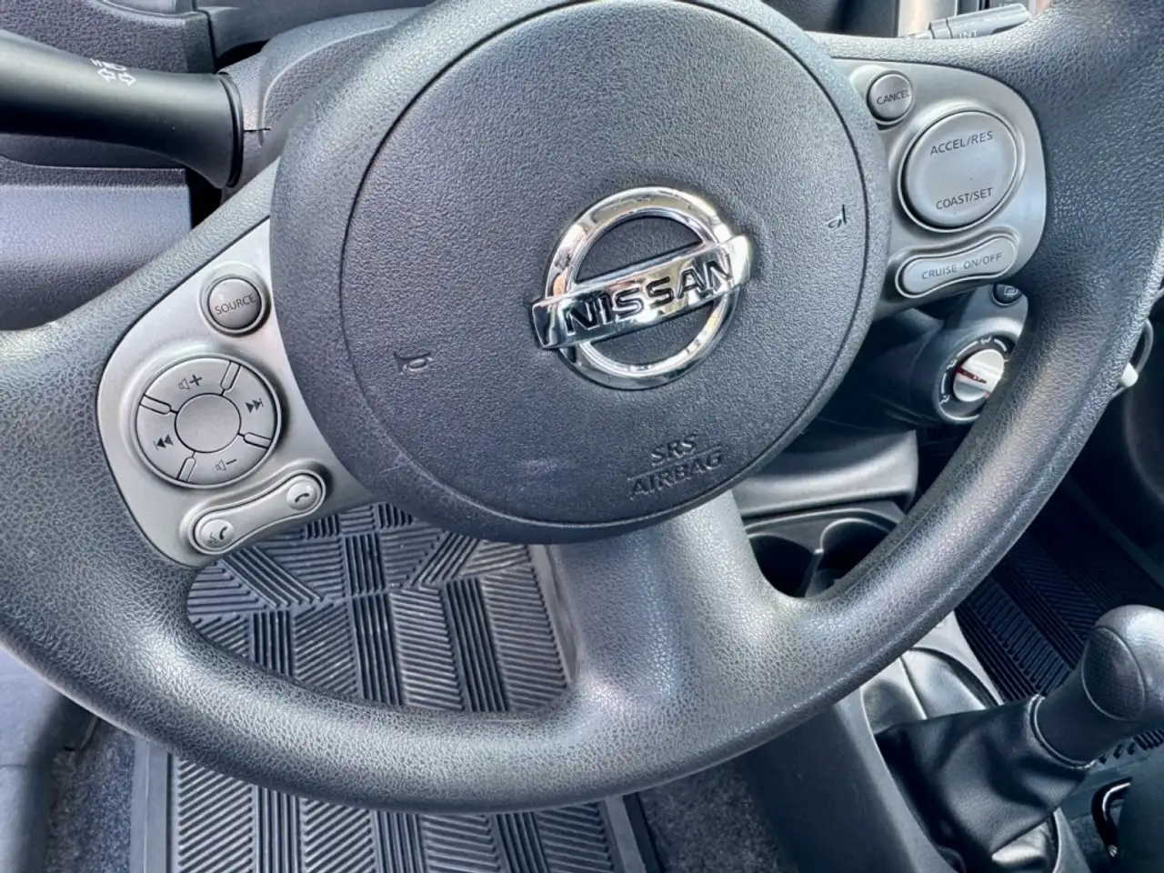 Nissan Micra снимка Nissan Micra