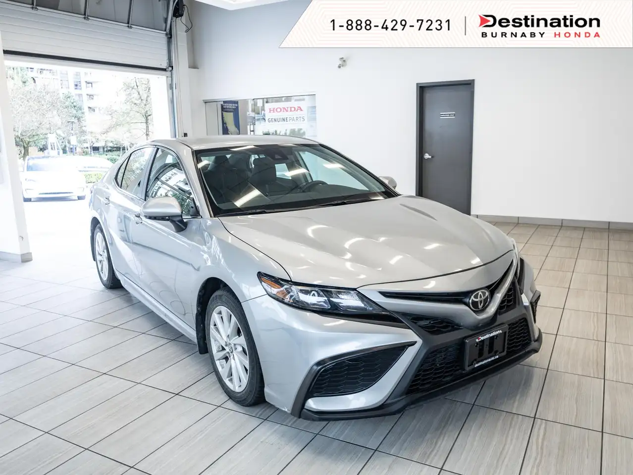 Toyota Camry снимка Toyota Camry