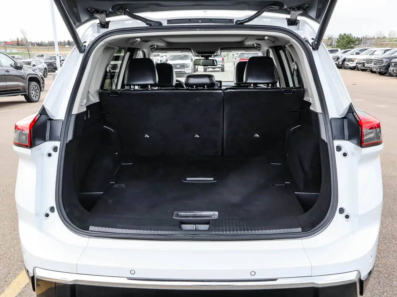Nissan Rogue photo Nissan Rogue
