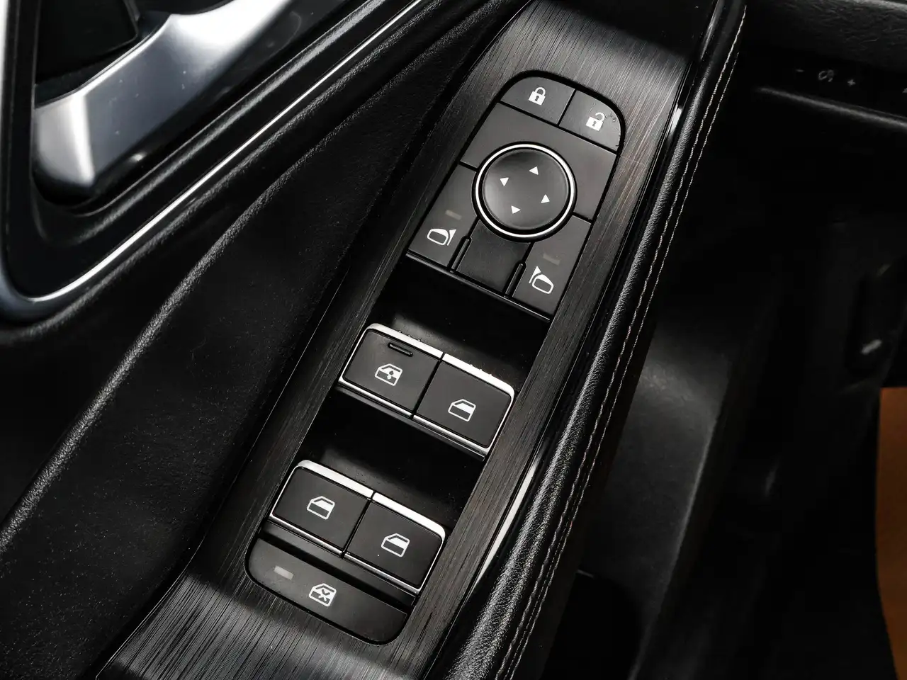 Nissan Rogue photo Nissan Rogue