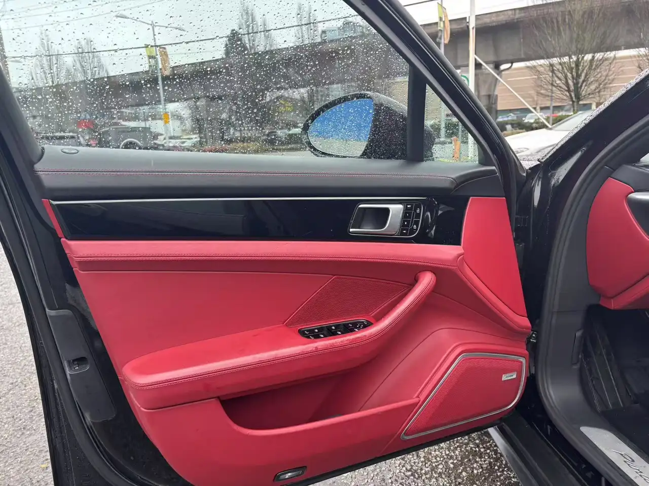 Porsche Panamera снимка Porsche Panamera