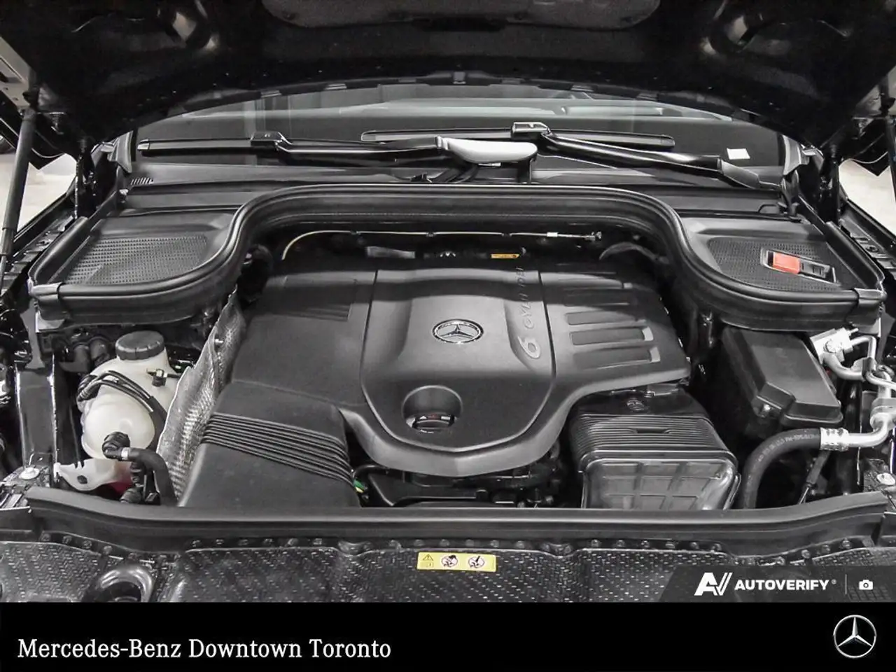 Mercedes-Benz GLS снимка Mercedes-Benz GLS