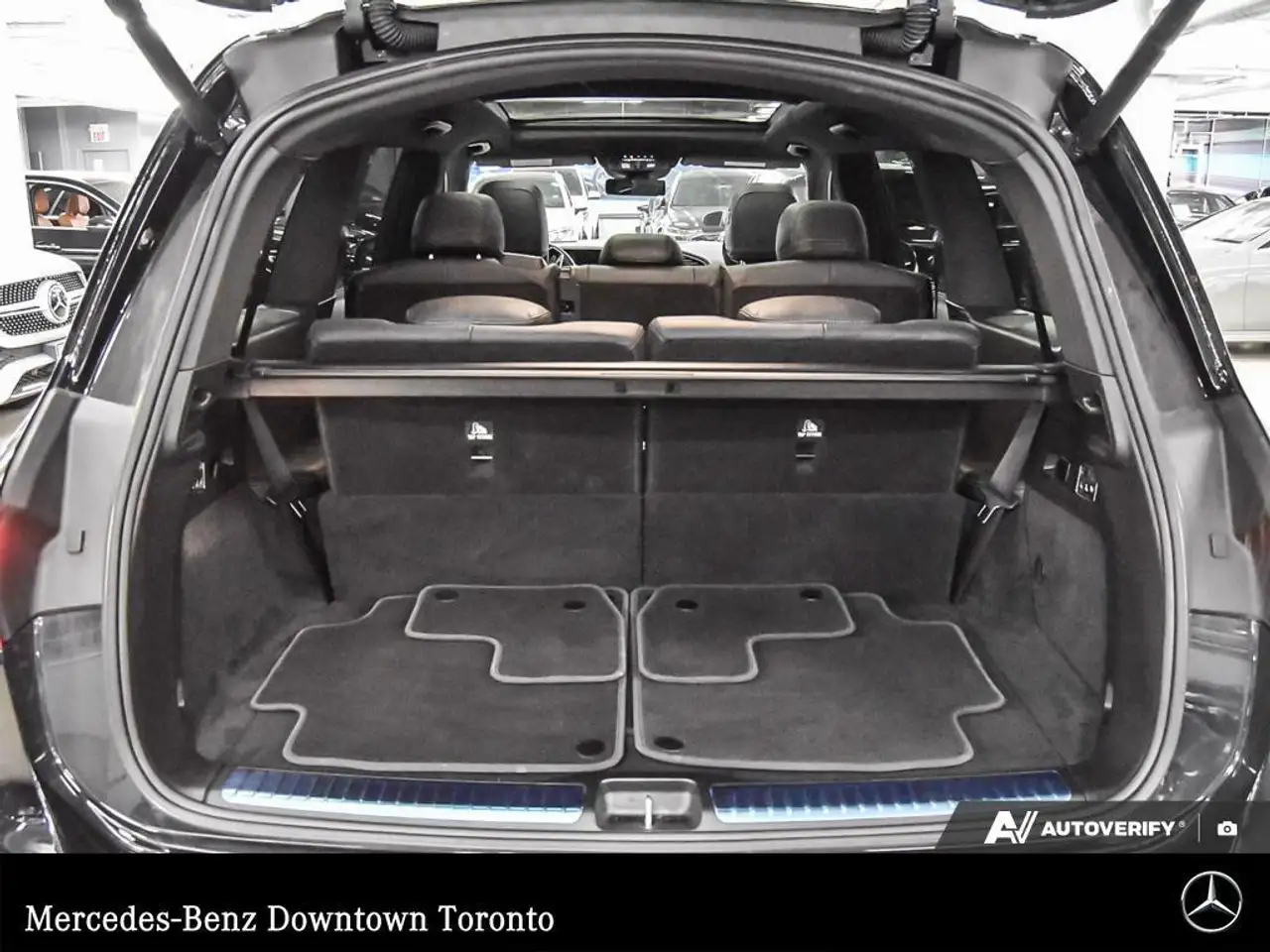 Mercedes-Benz GLS снимка Mercedes-Benz GLS