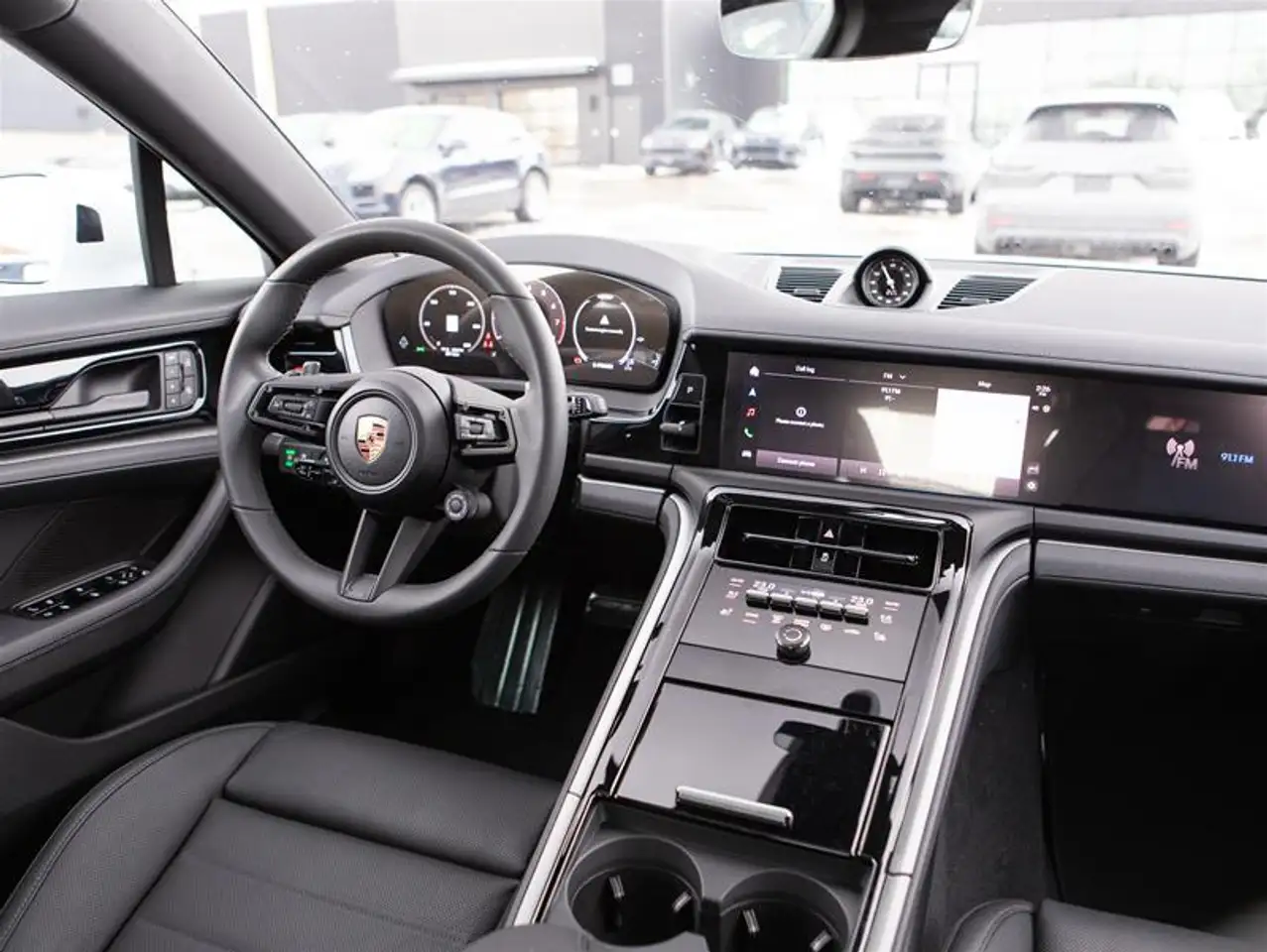 Porsche Panamera снимка Porsche Panamera