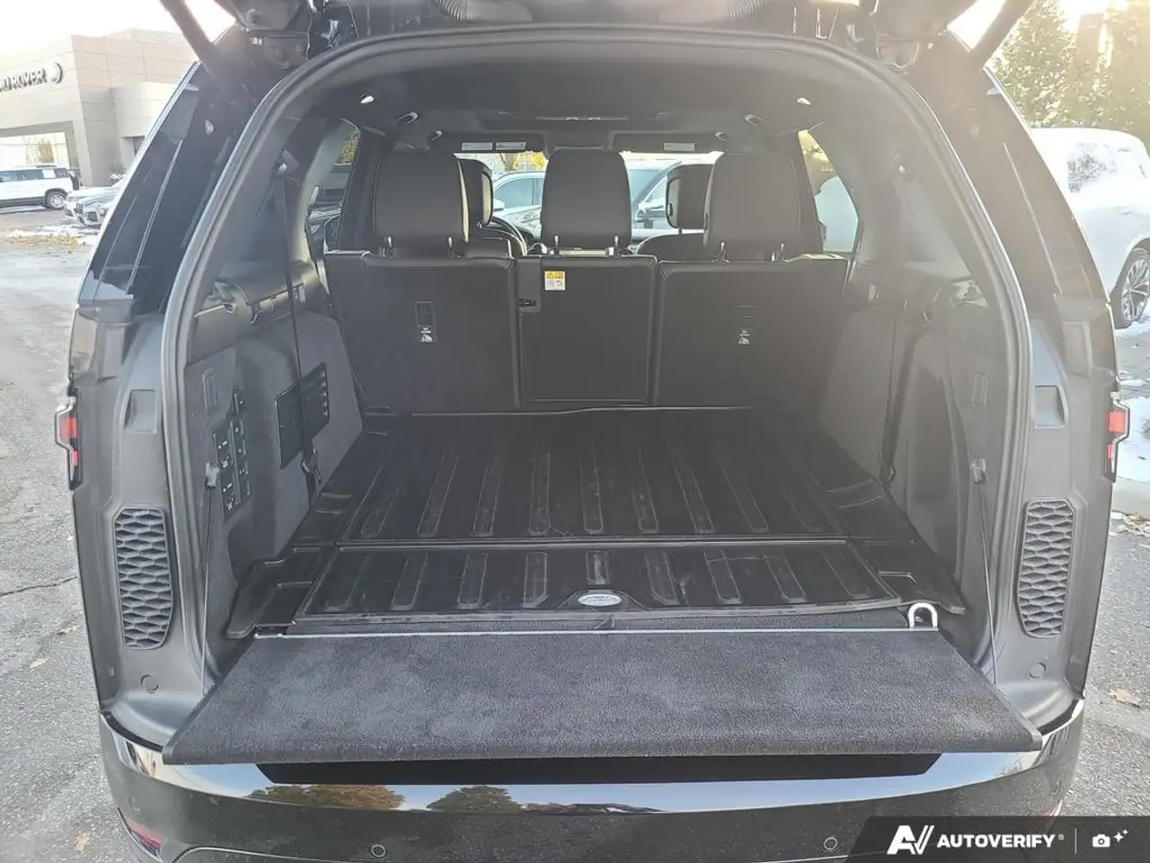 Land Rover Discovery снимка Land Rover Discovery