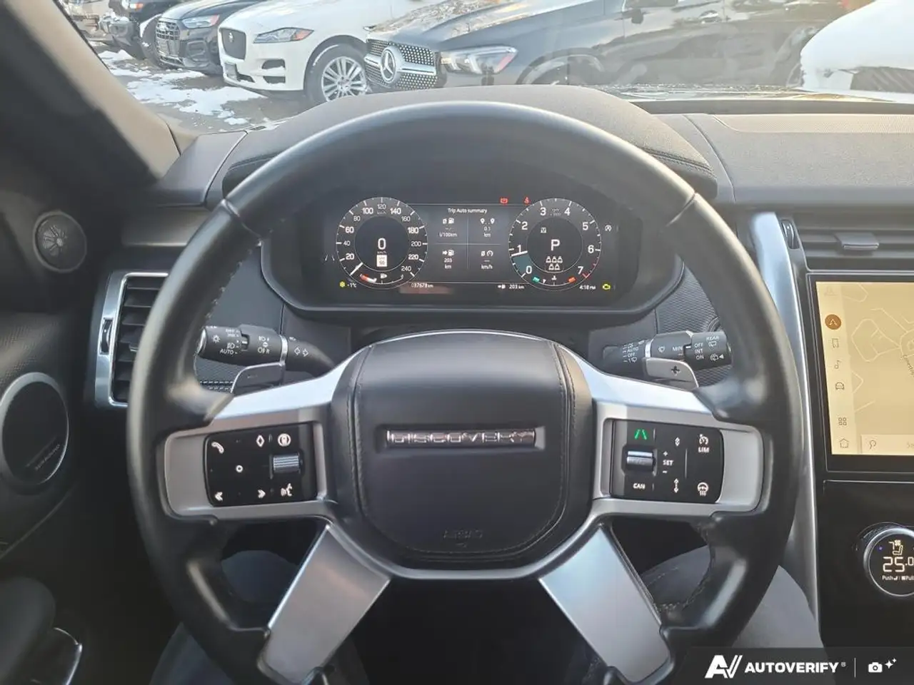 Land Rover Discovery снимка Land Rover Discovery