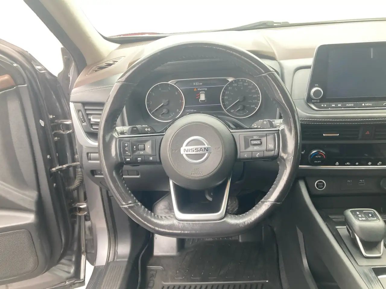 Nissan Rogue fotografie Nissan Rogue