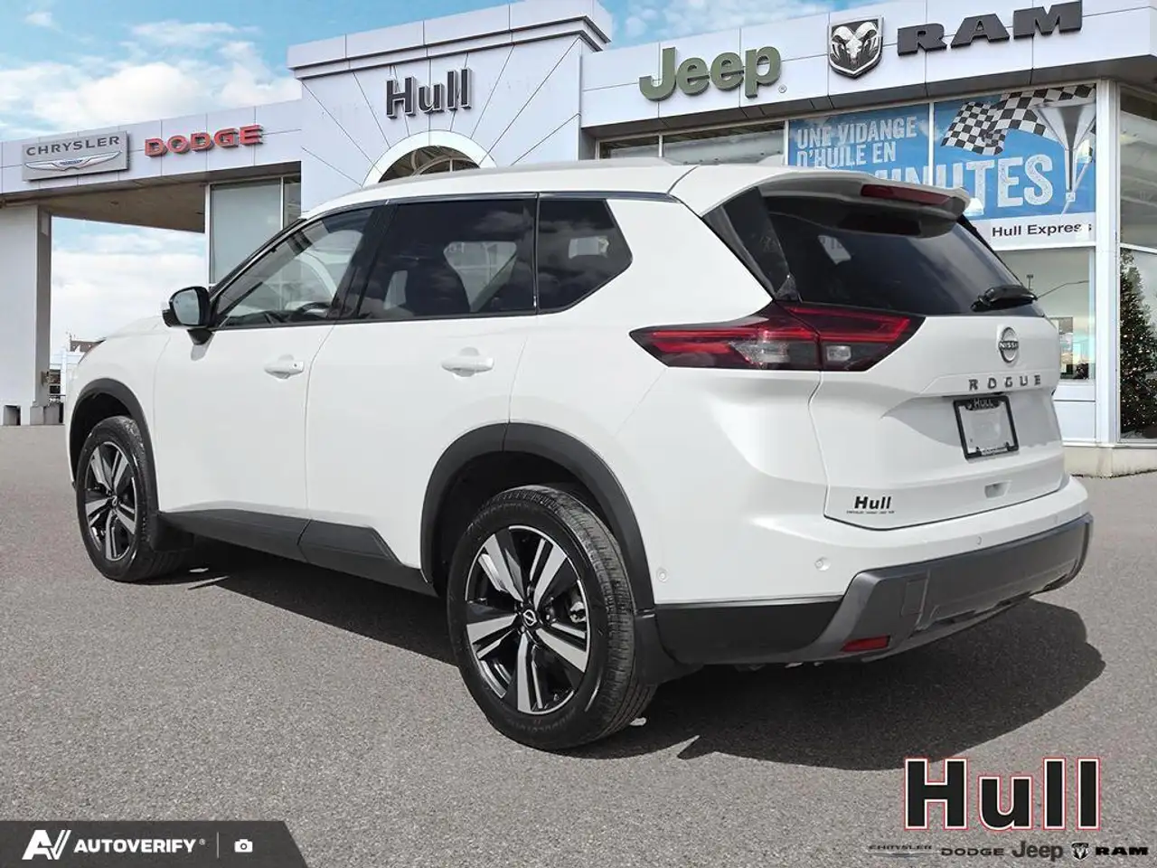 Nissan Rogue fotografie Nissan Rogue