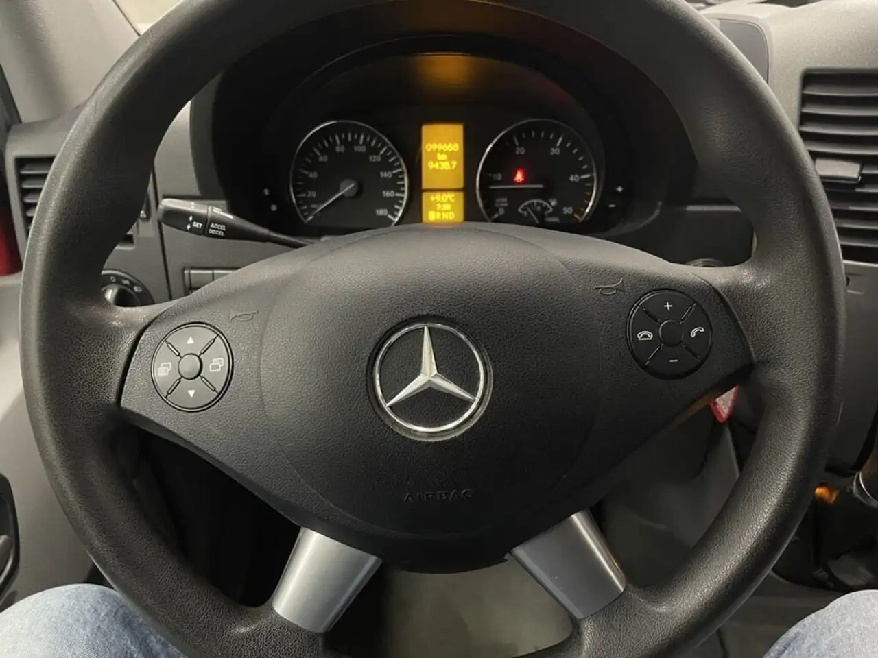 Mercedes-Benz Sprinter photo Mercedes-Benz Sprinter