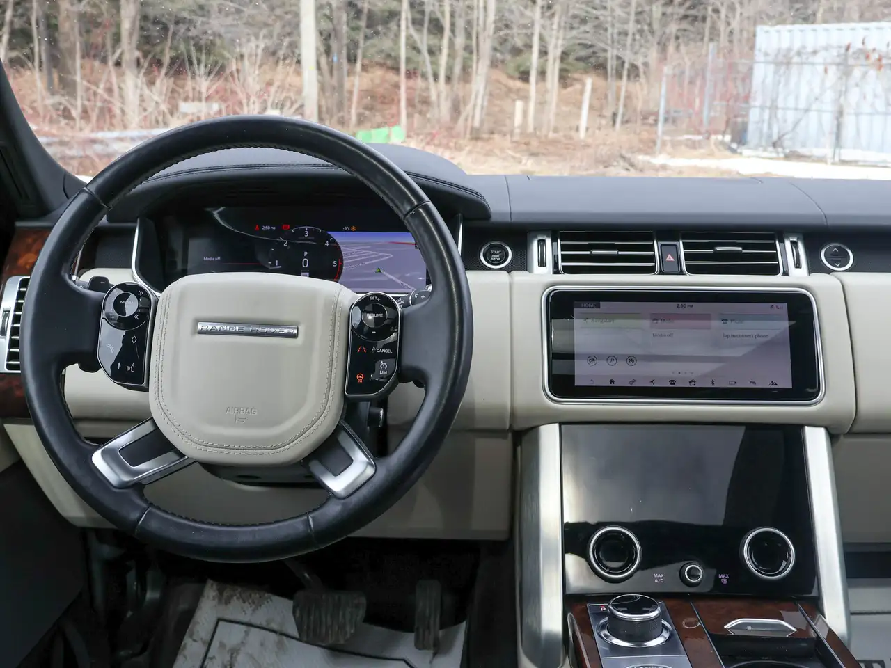 Land Rover Range Rover photo Land Rover Range Rover
