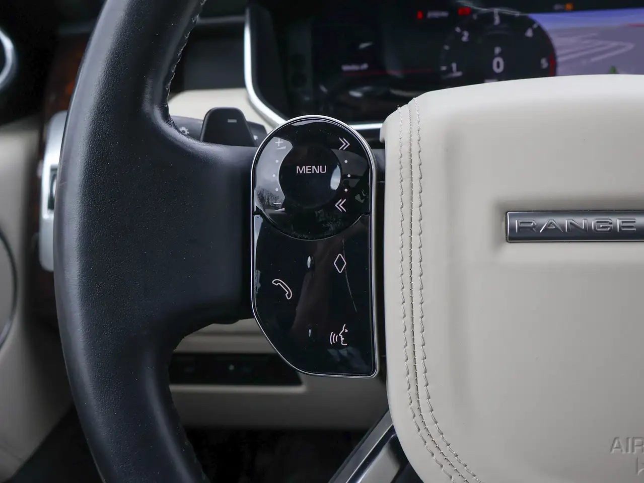Land Rover Range Rover photo Land Rover Range Rover