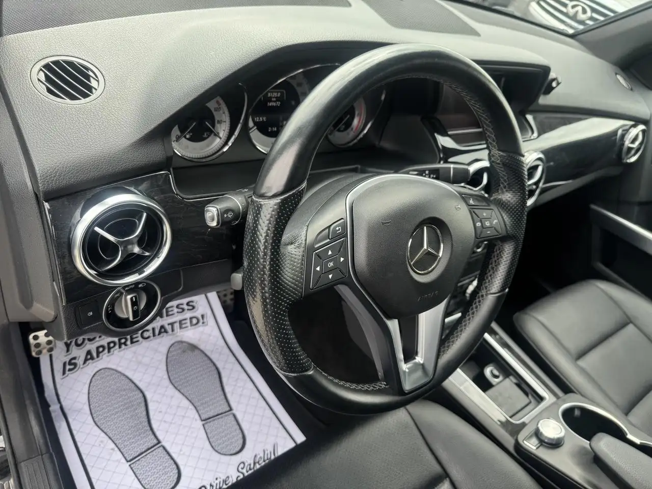 Mercedes-Benz GLK-Class снимка Mercedes-Benz GLK-Class