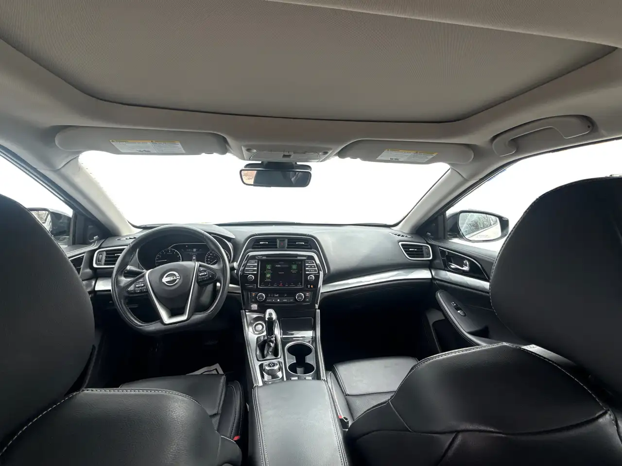Nissan Maxima снимка Nissan Maxima