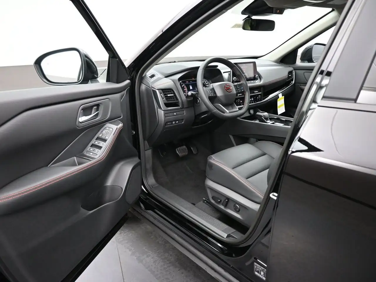 Nissan Rogue fotografie Nissan Rogue