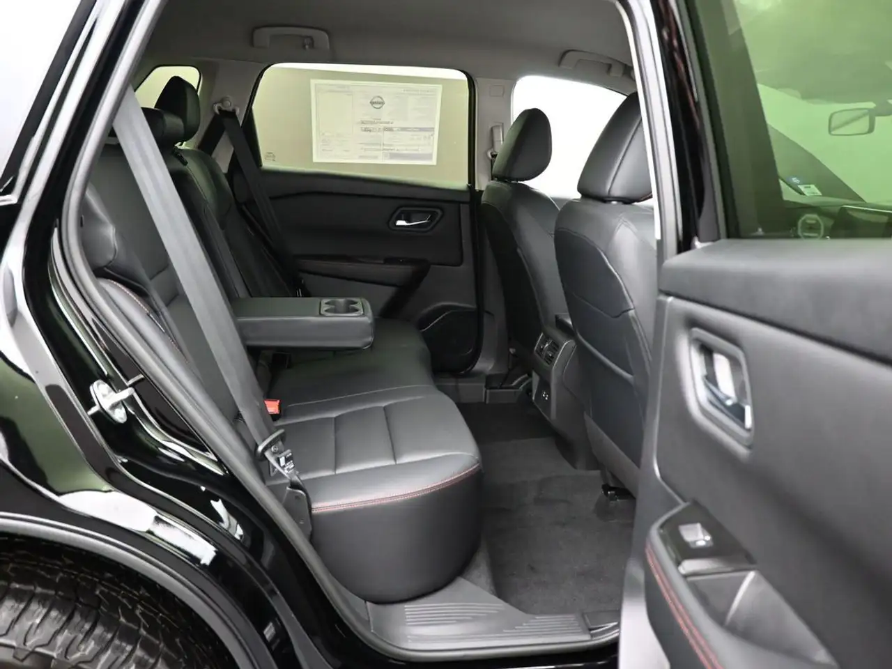 Nissan Rogue fotografie Nissan Rogue