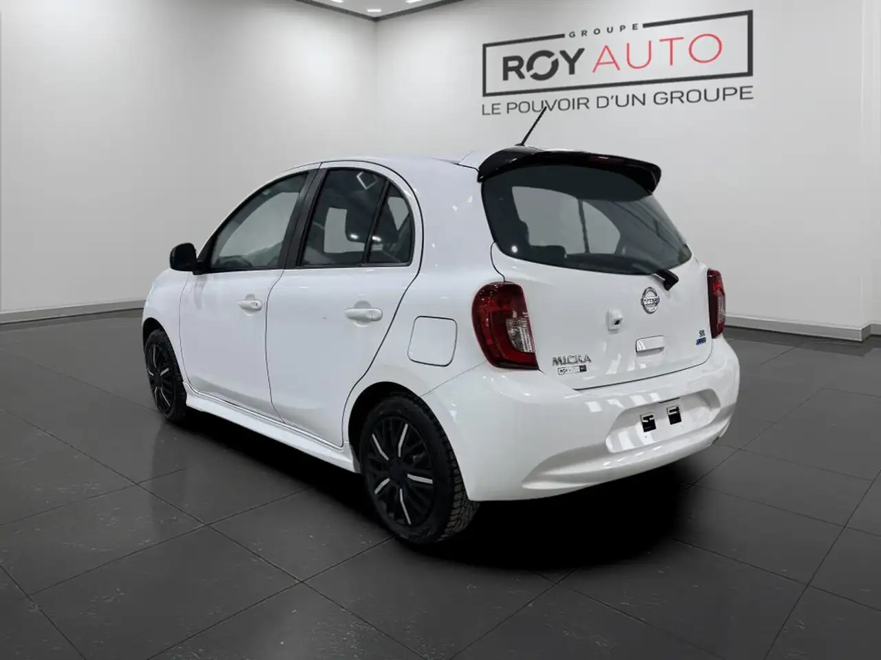 Nissan Micra снимка Nissan Micra