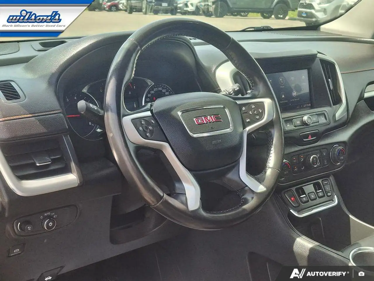 GMC Terrain photo GMC Terrain