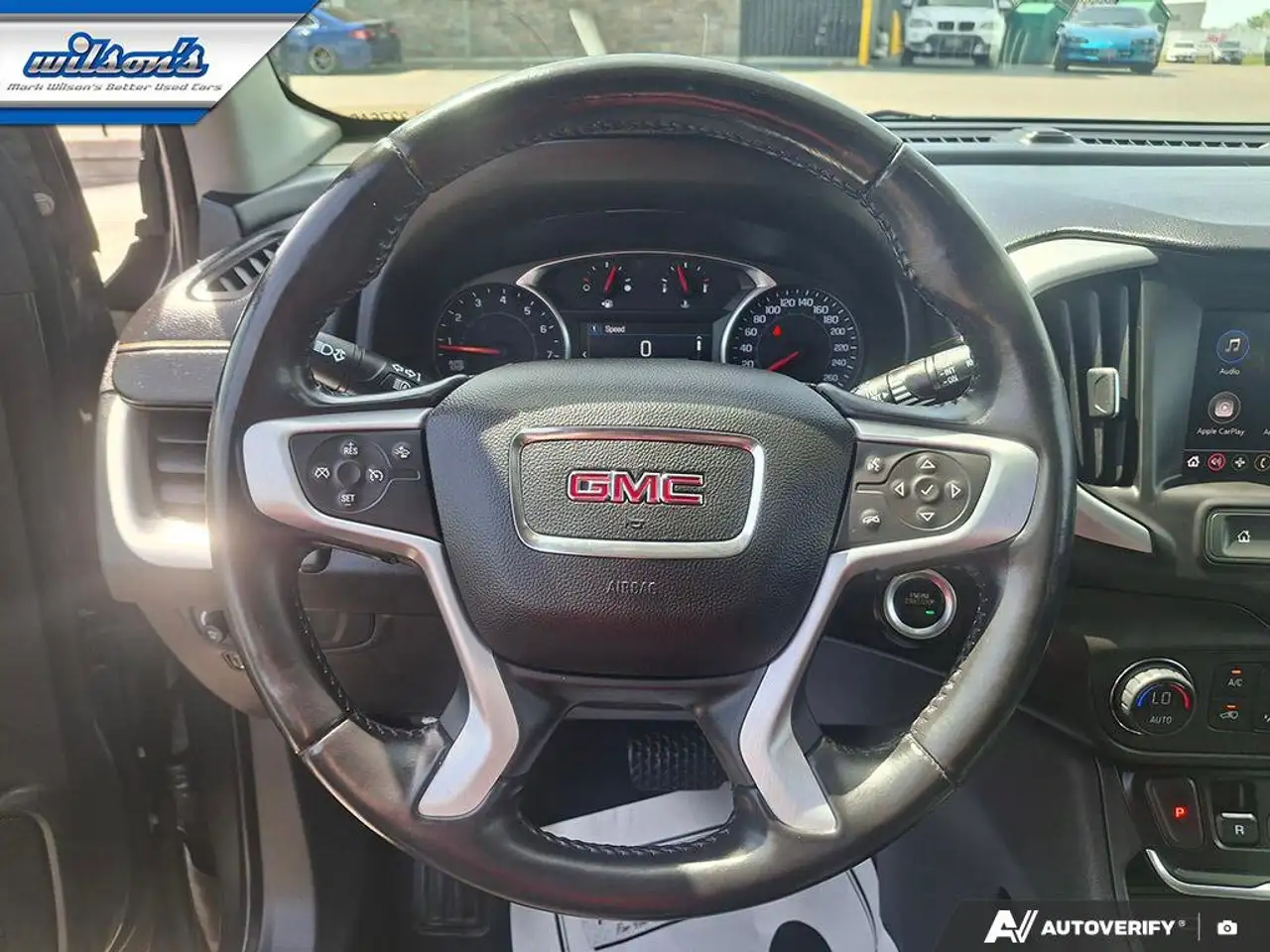 GMC Terrain photo GMC Terrain