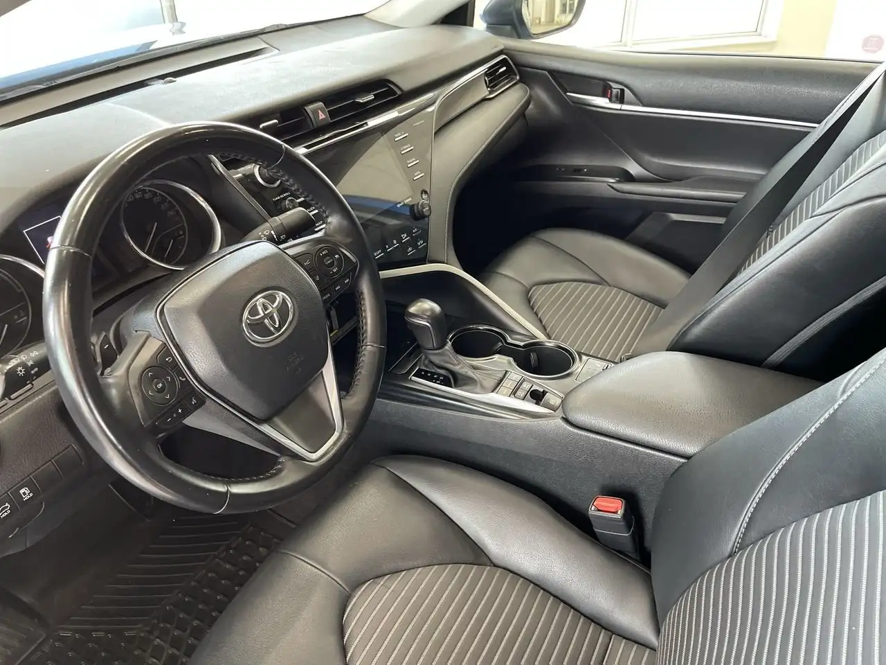 Toyota Camry fotografie Toyota Camry