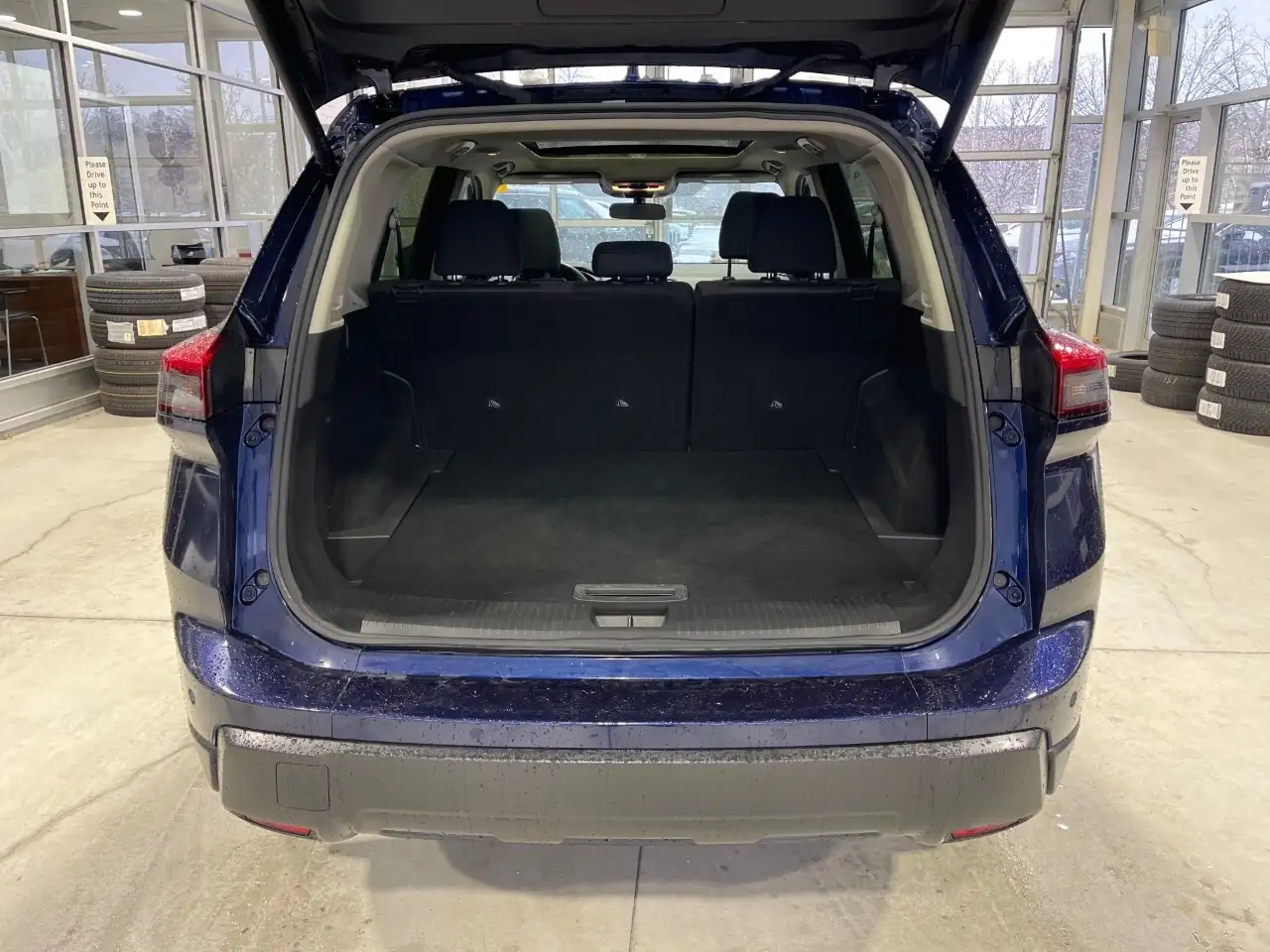 Nissan Rogue снимка Nissan Rogue