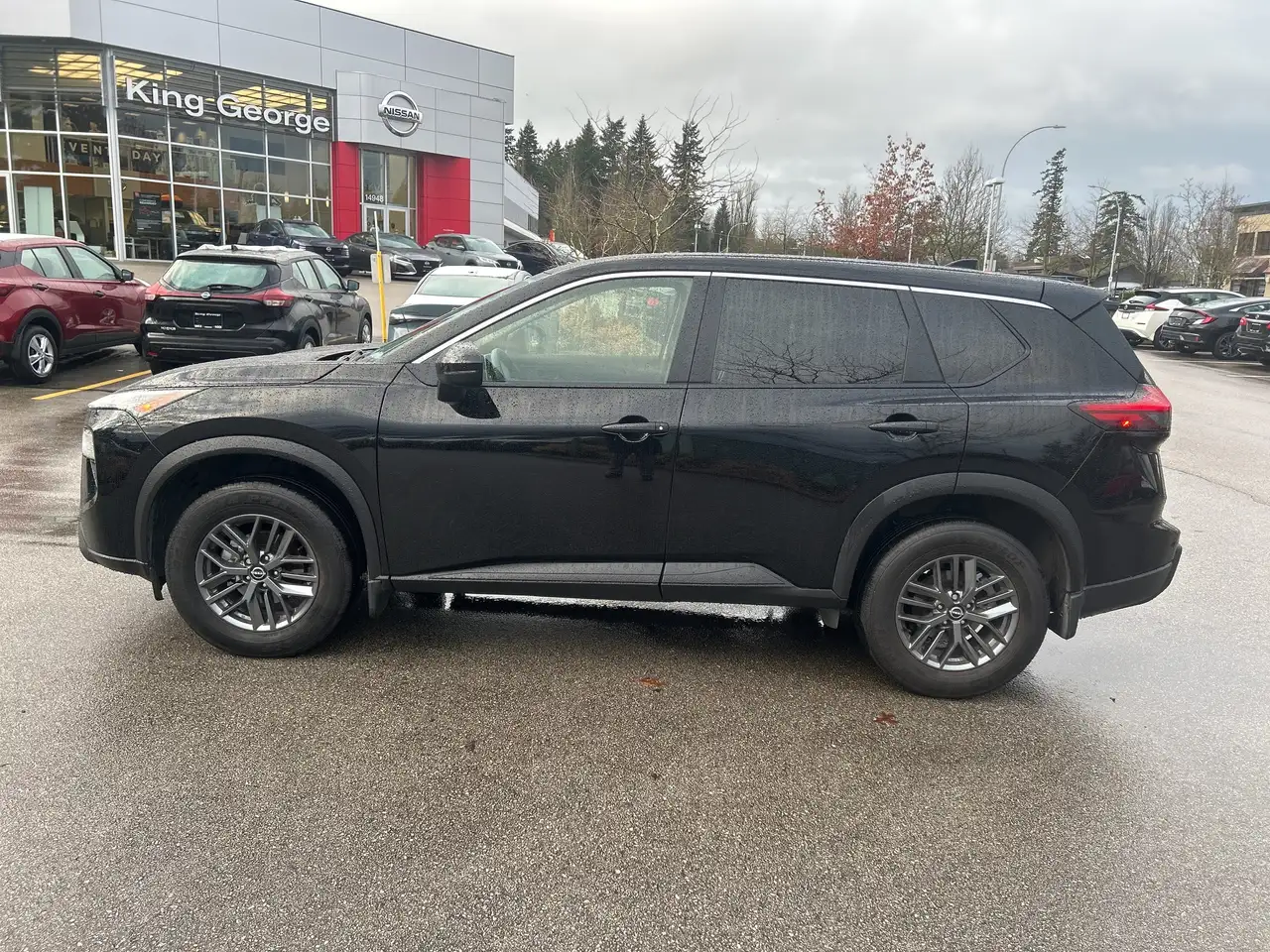 Nissan Rogue снимка Nissan Rogue