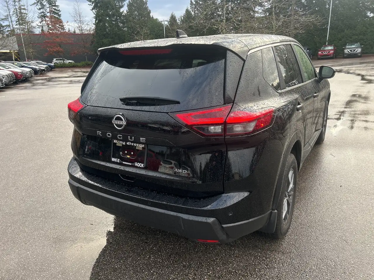 Nissan Rogue снимка Nissan Rogue