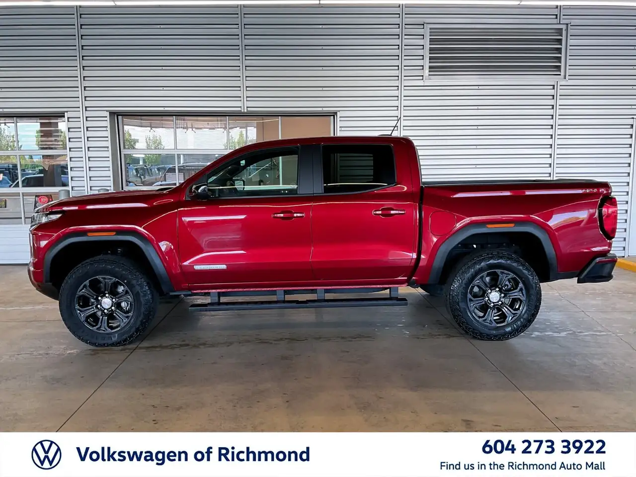 GMC Canyon photo GMC Canyon