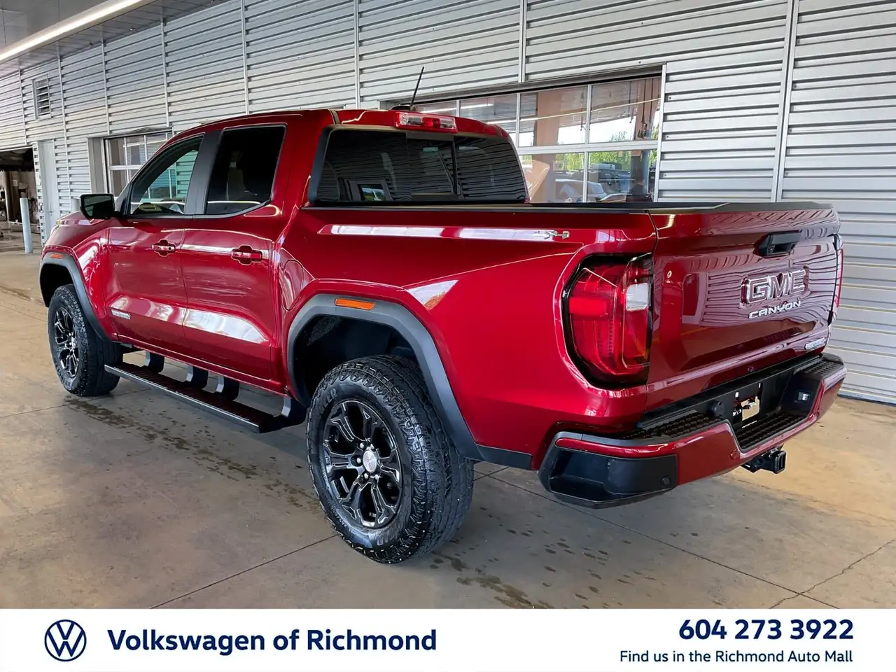 GMC Canyon photo GMC Canyon