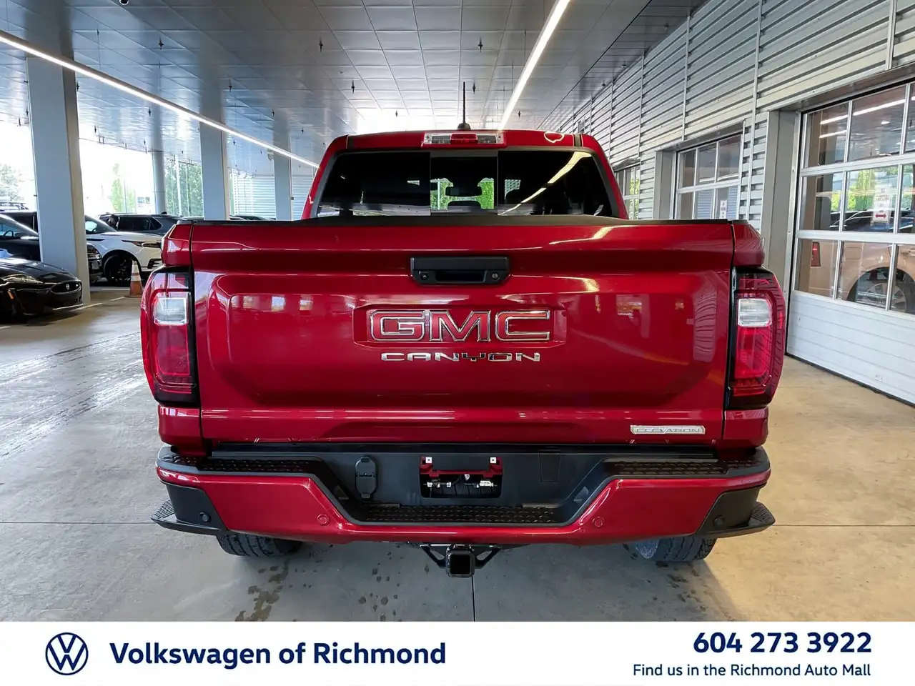 GMC Canyon photo GMC Canyon