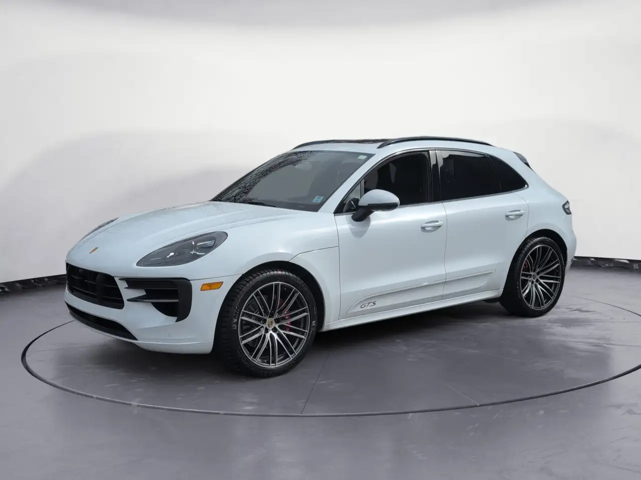 Porsche Macan photo Porsche Macan