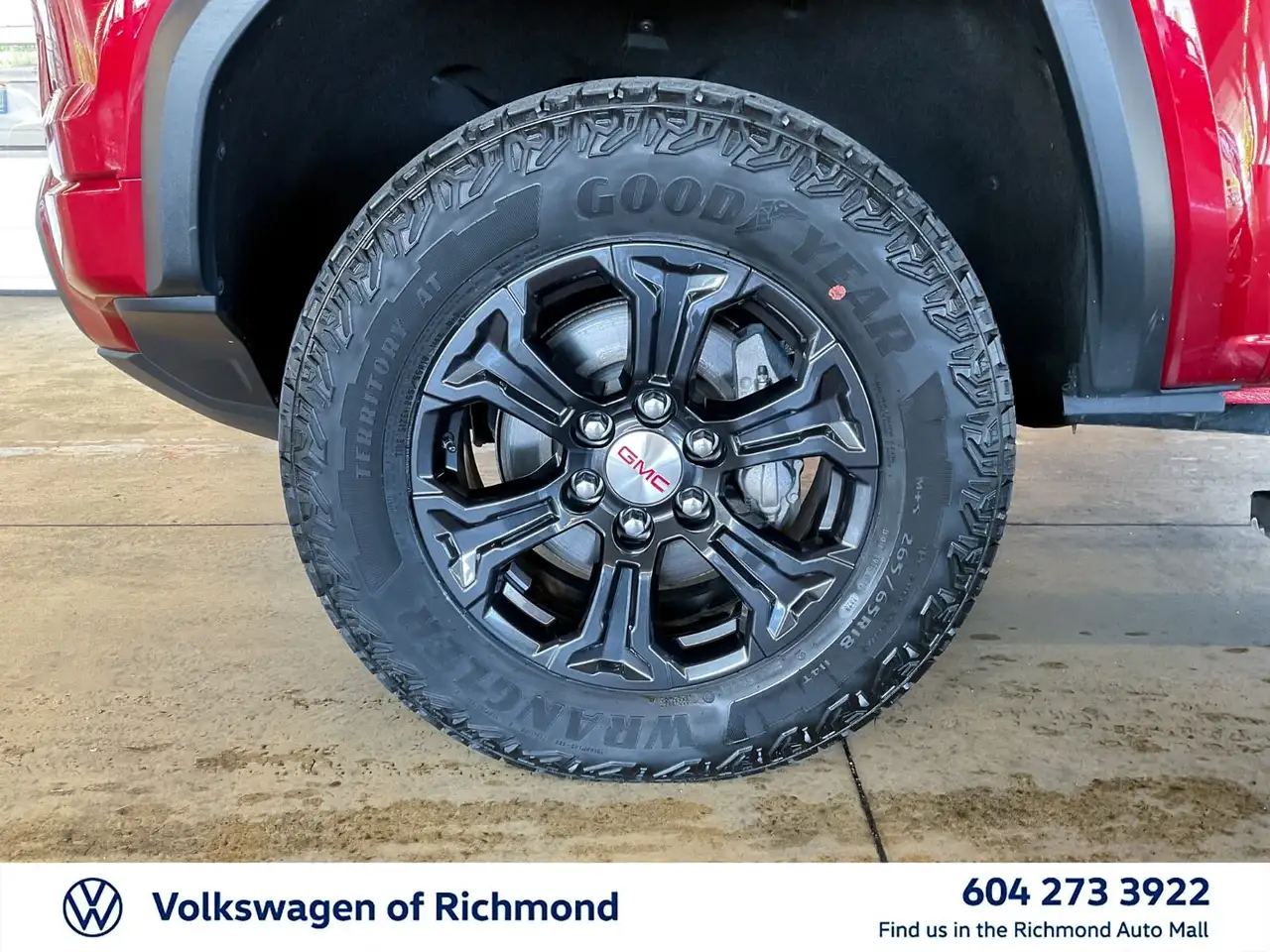 GMC Canyon photo GMC Canyon