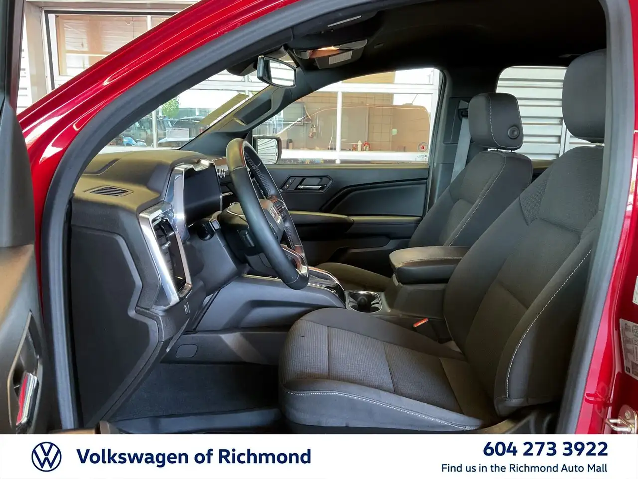 GMC Canyon photo GMC Canyon