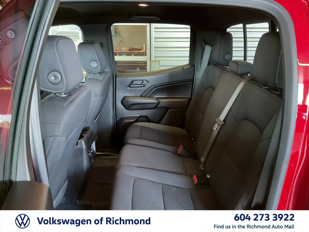 GMC Canyon photo GMC Canyon