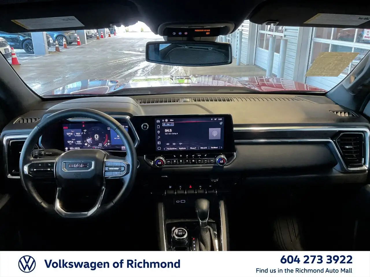GMC Canyon photo GMC Canyon