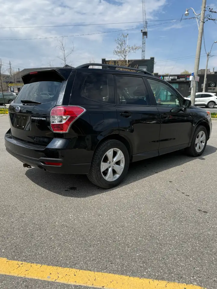 Subaru Forester снимка Subaru Forester