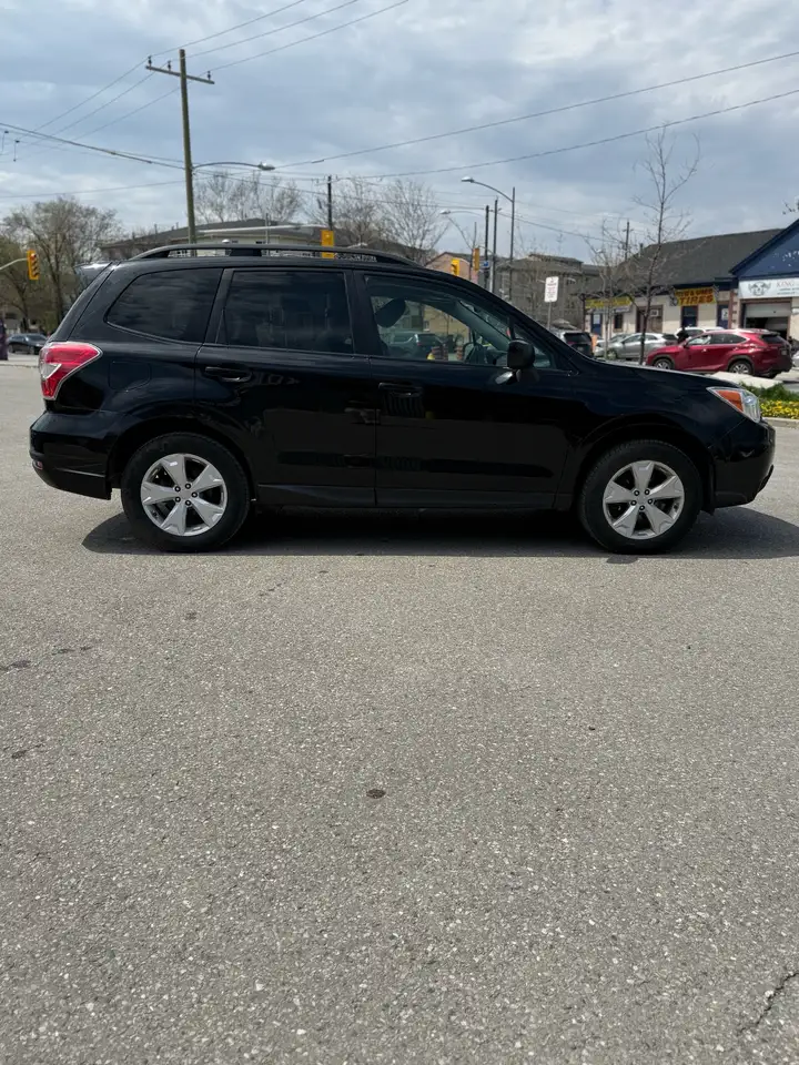 Subaru Forester снимка Subaru Forester