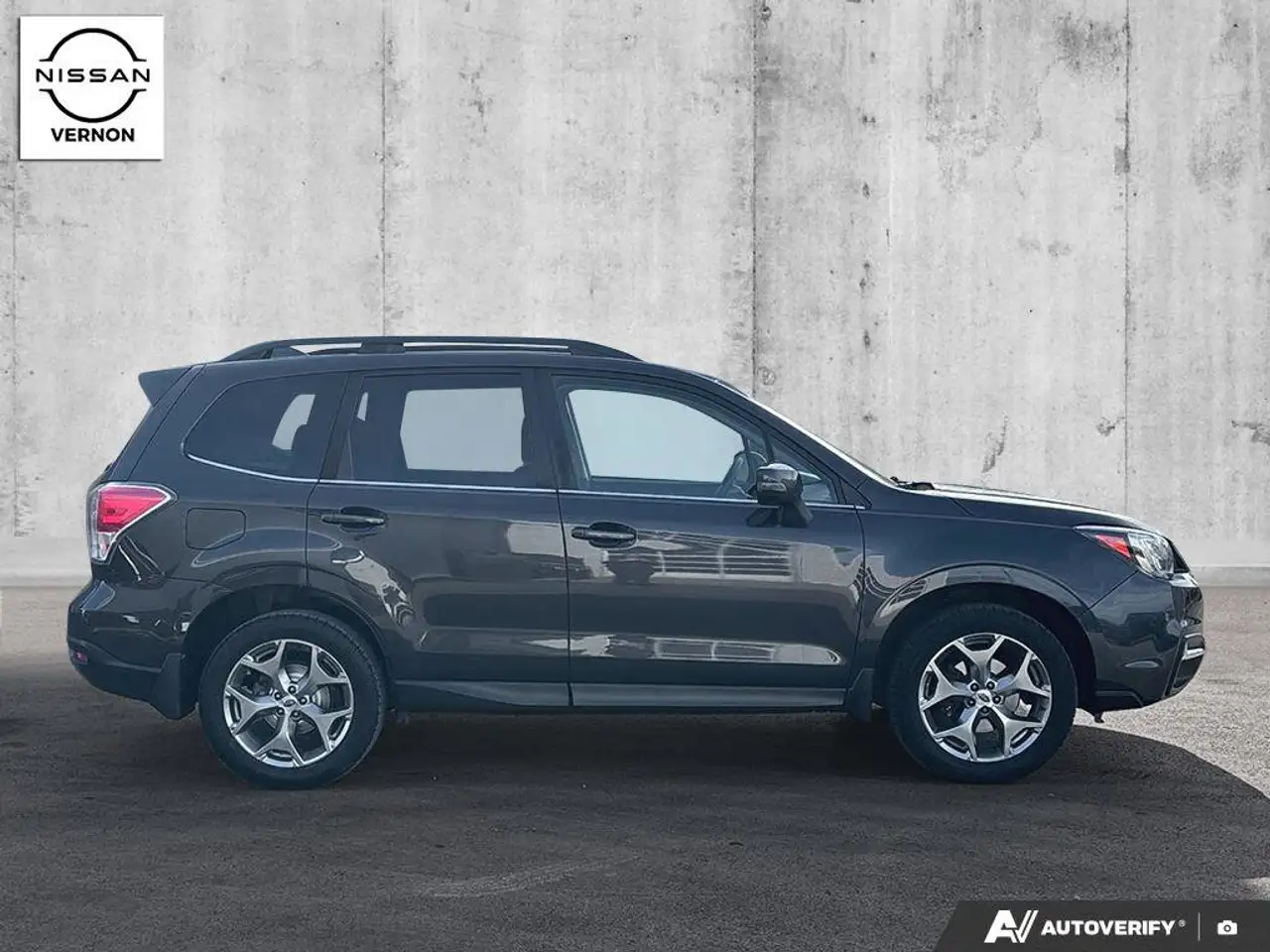 Subaru Forester photo Subaru Forester