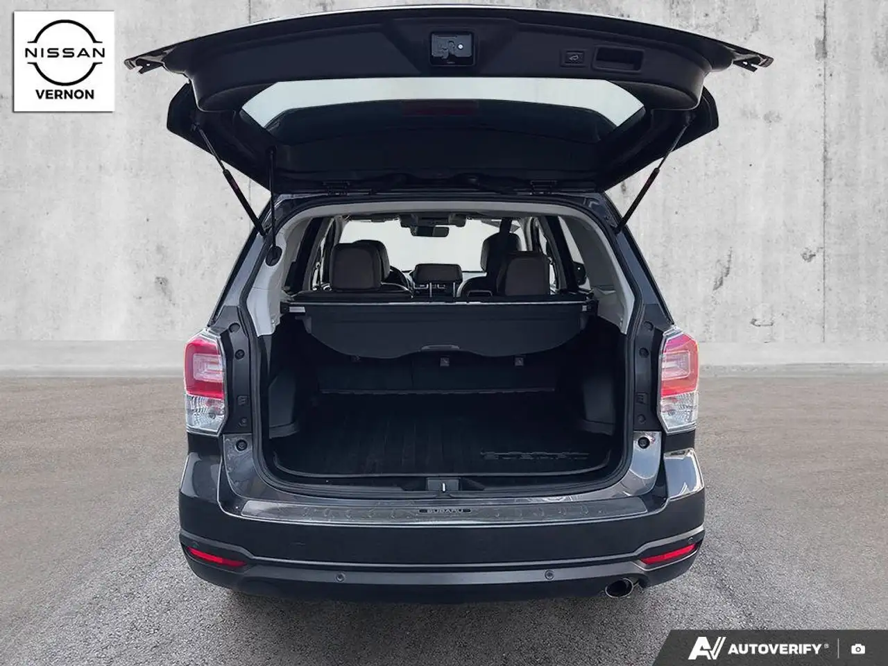 Subaru Forester photo Subaru Forester