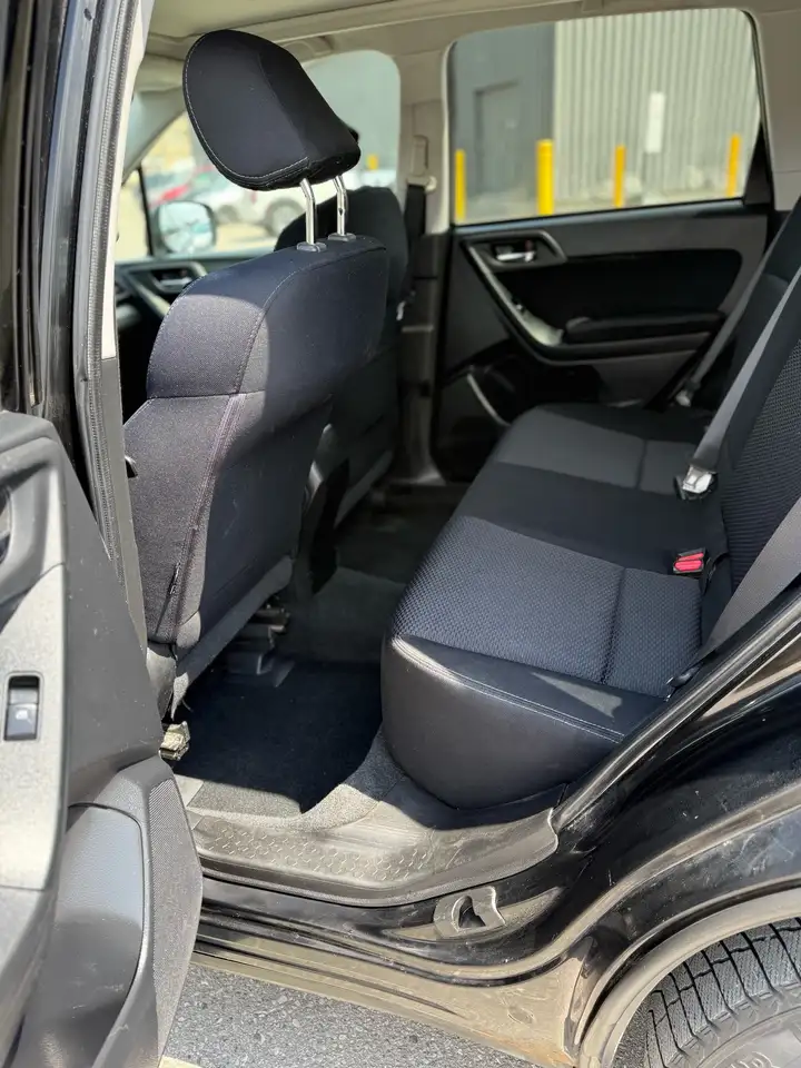 Subaru Forester снимка Subaru Forester