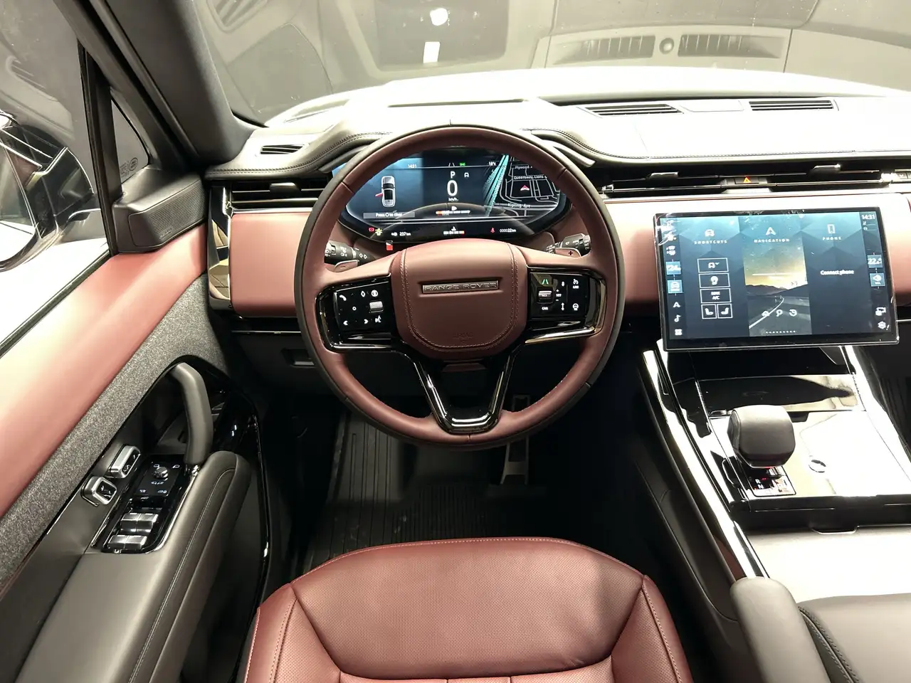 Land Rover Range Rover Sport снимка Land Rover Range Rover Sport