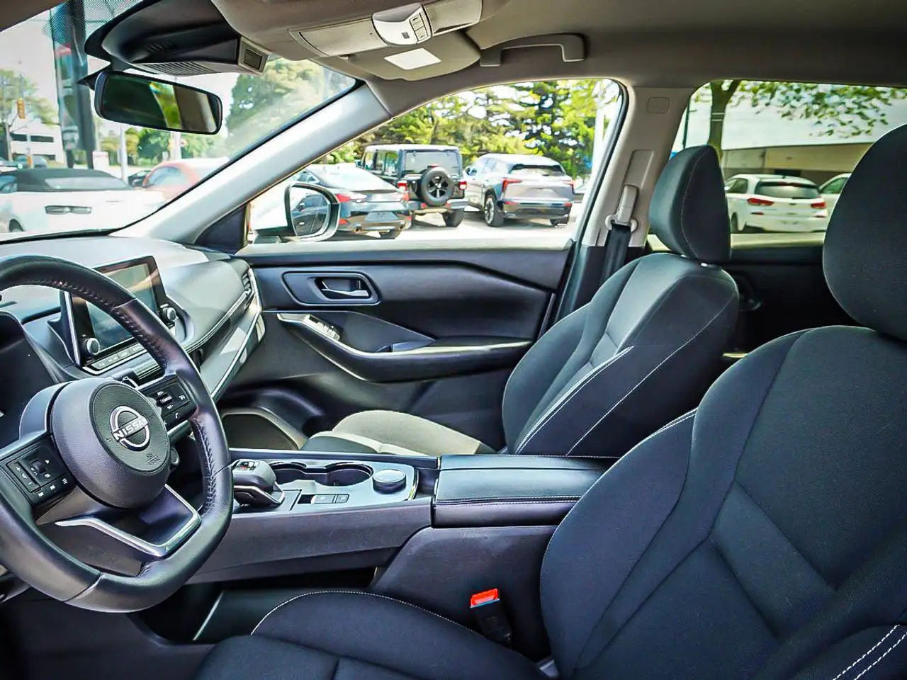 Nissan Rogue photo Nissan Rogue