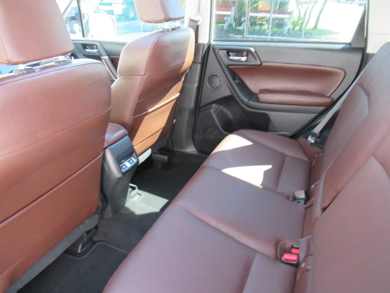 Subaru Forester снимка Subaru Forester
