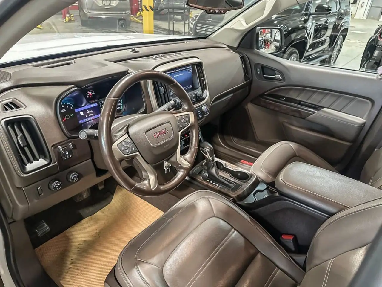 GMC Canyon fotografie GMC Canyon