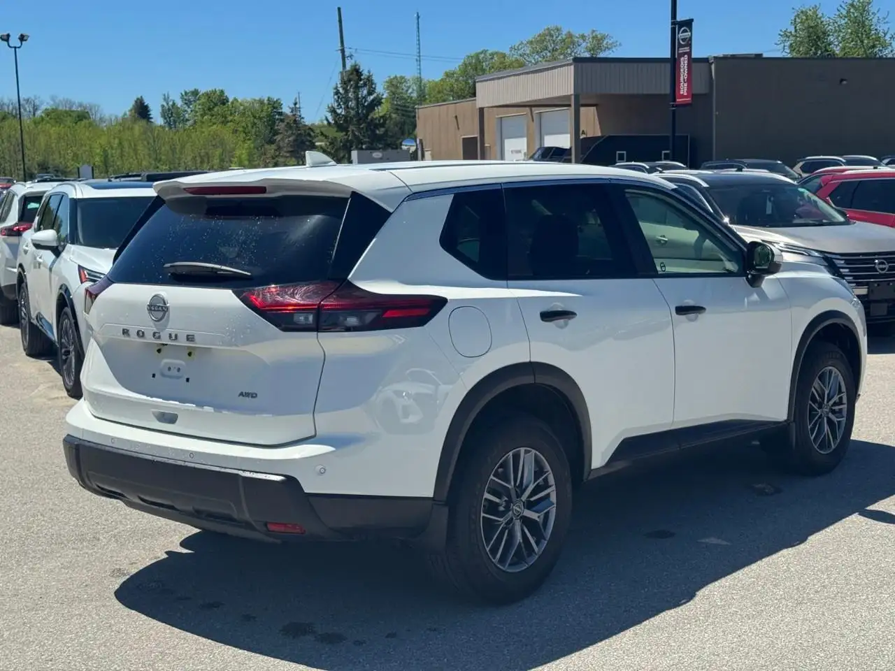 Nissan Rogue photo Nissan Rogue