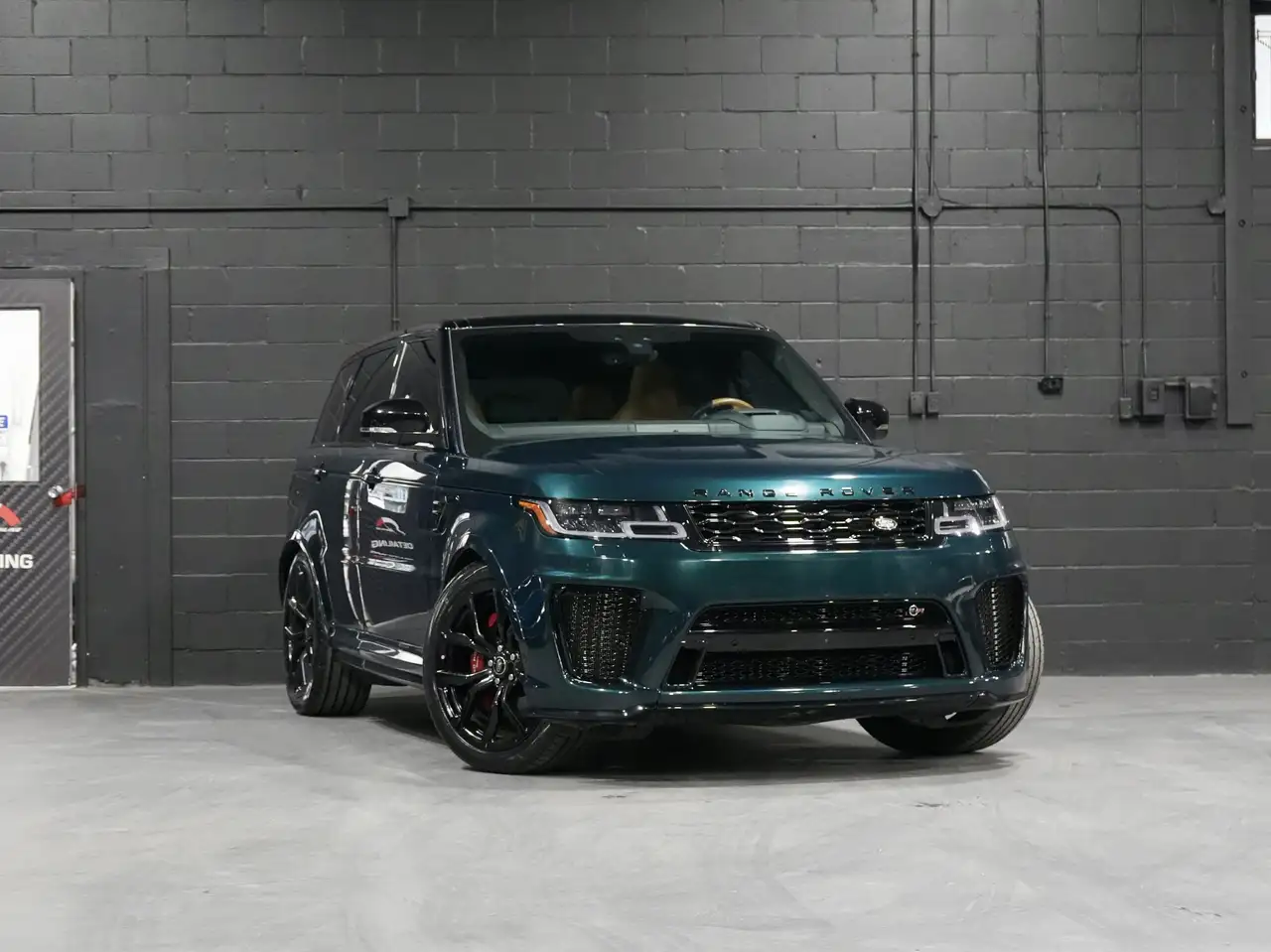 Land Rover Range Rover Sport снимка Land Rover Range Rover Sport