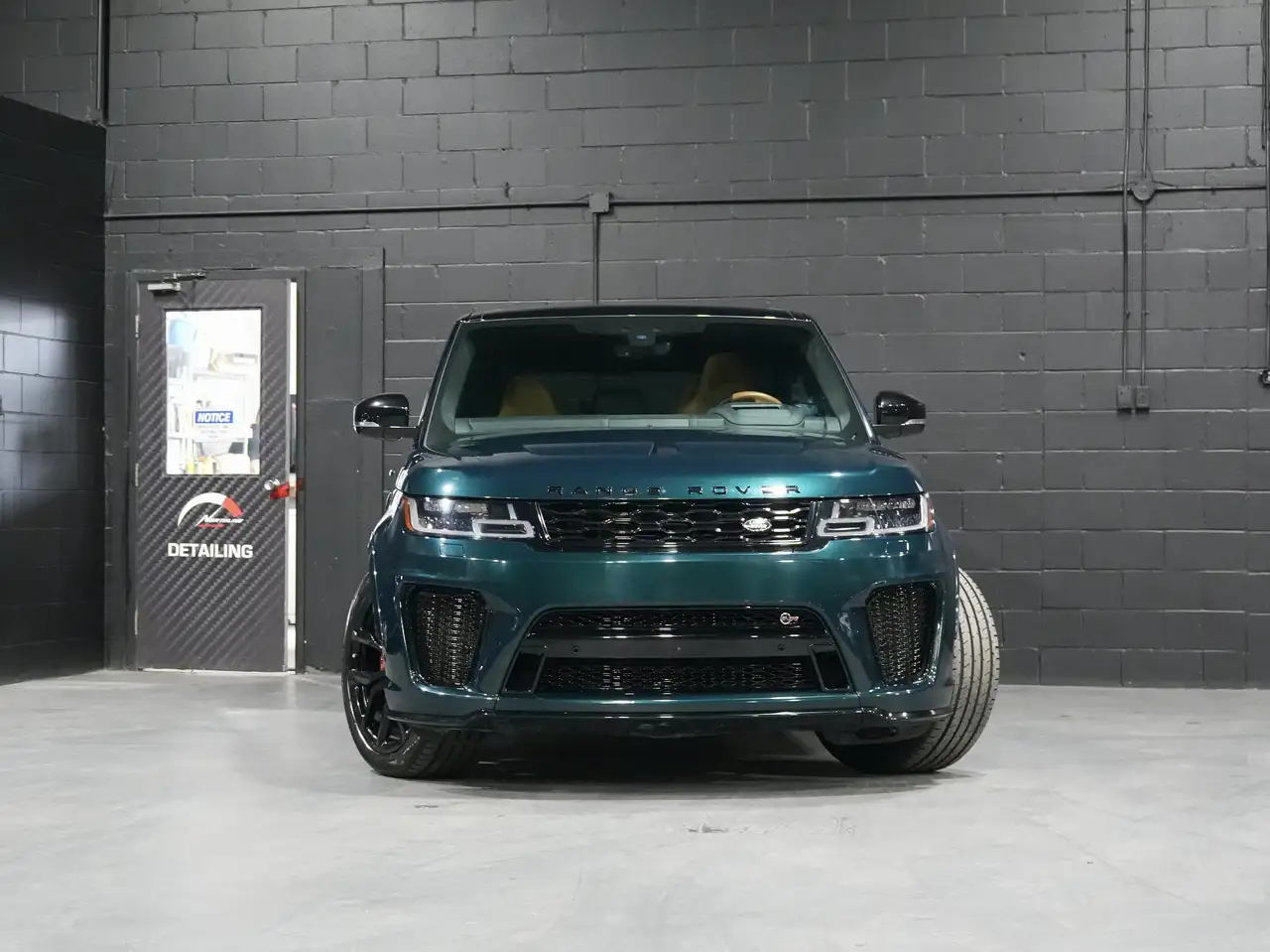 Land Rover Range Rover Sport снимка Land Rover Range Rover Sport