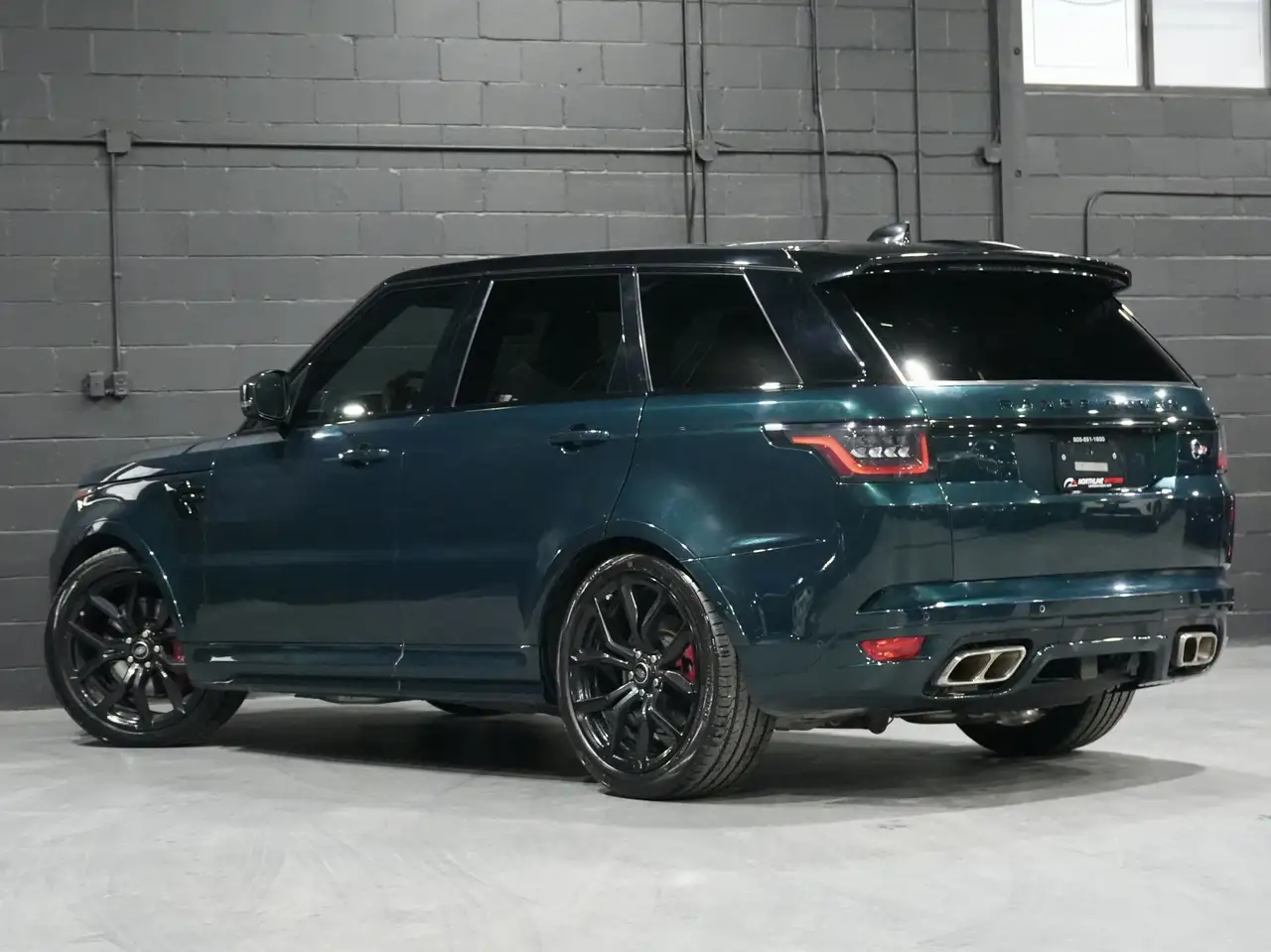 Land Rover Range Rover Sport снимка Land Rover Range Rover Sport