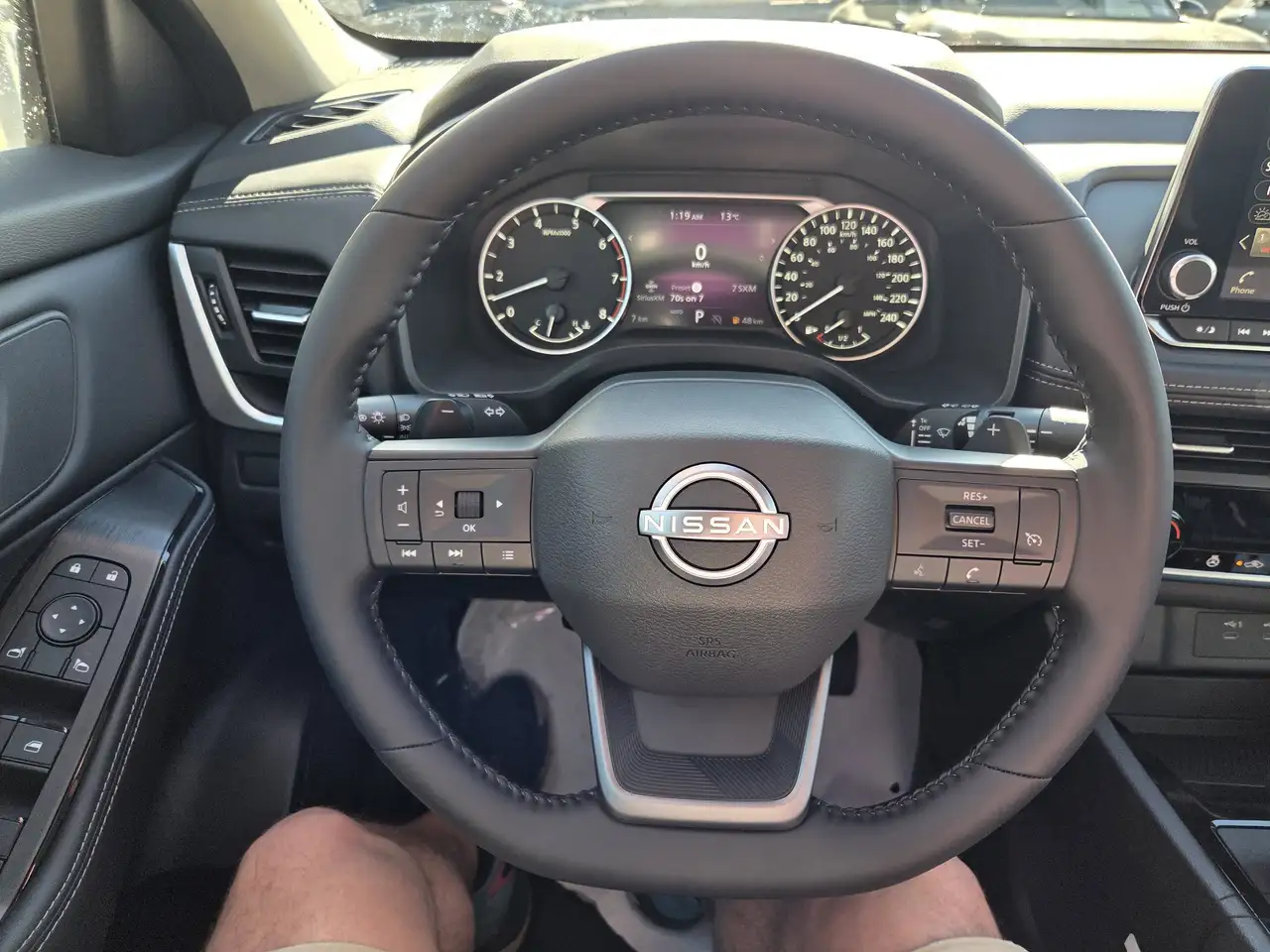 Nissan Rogue fotografie Nissan Rogue